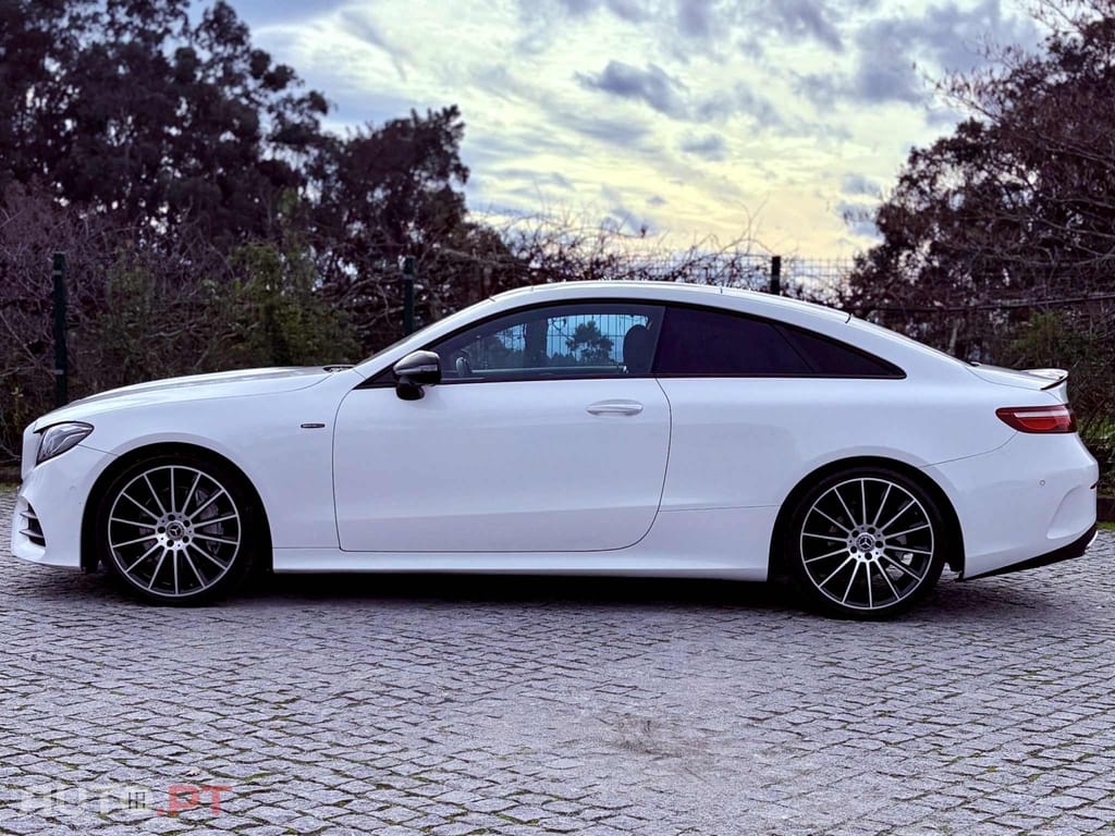Mercedes-Benz E 220 d AMG Line
