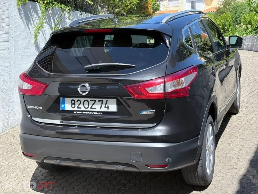 Nissan Qashqai 1.5 dCi Tekna Premium 17 Alcantara