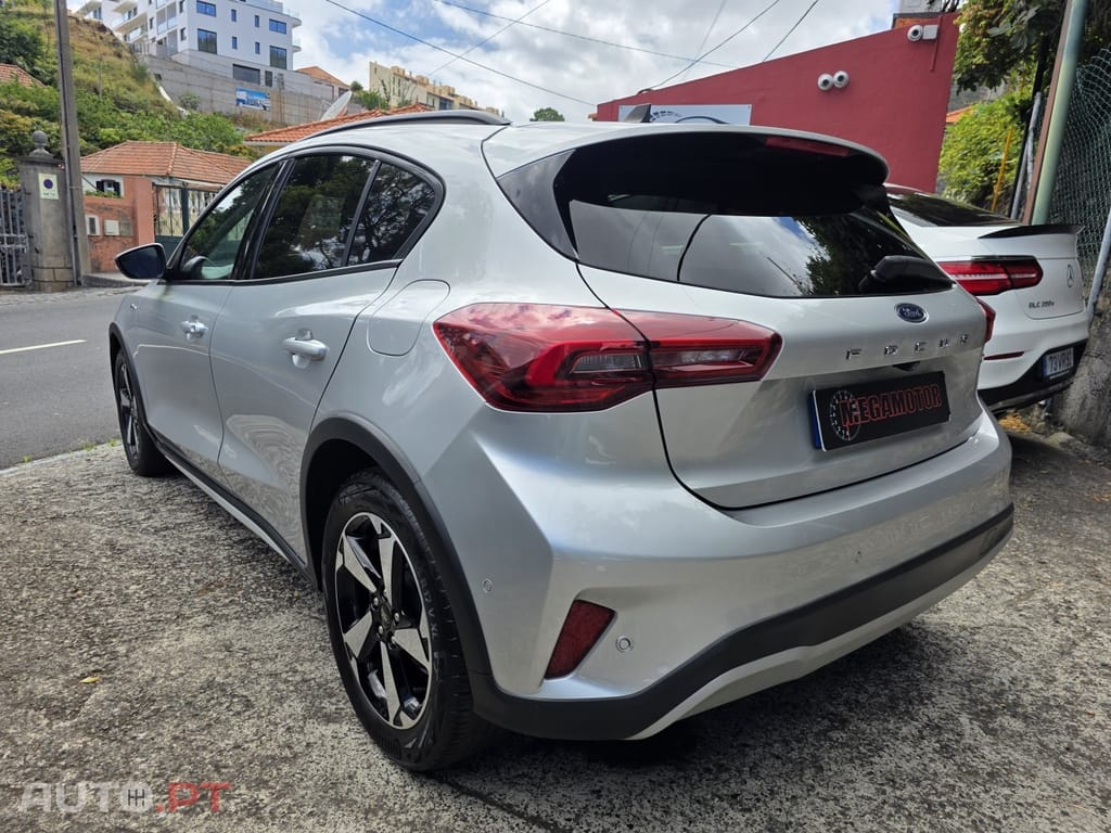 Ford Focus 1.0 EcoBoost MHEV Active X
