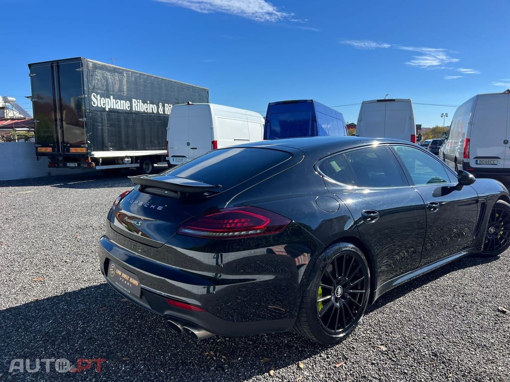 Porsche Panamera S e-Hybrid