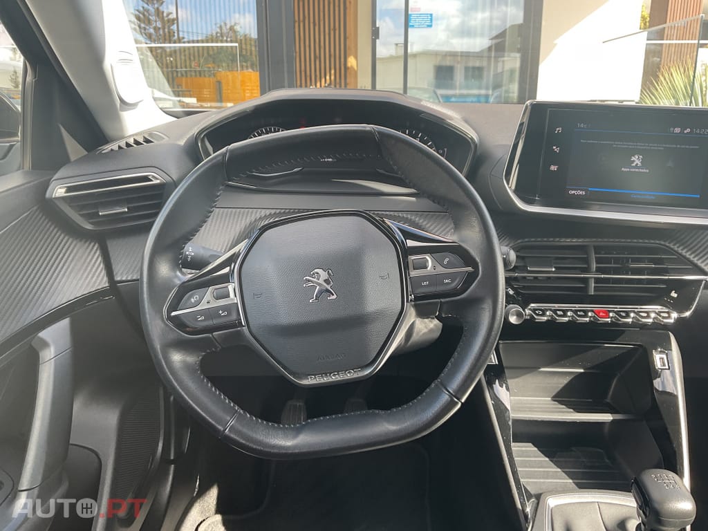 Peugeot 2008 1.2 PureTech Active Pack