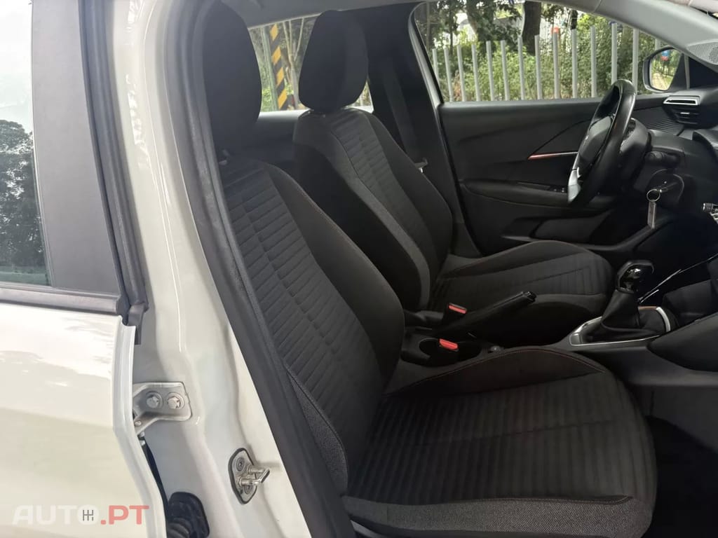 Peugeot 208 1.2 PureTech SE Style