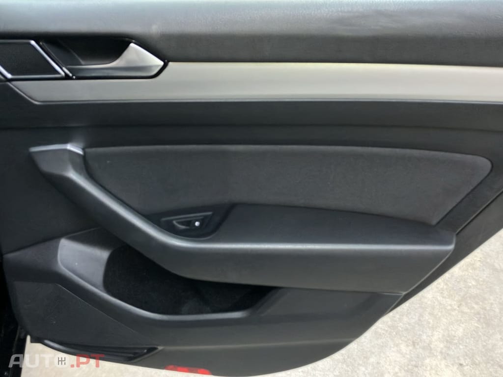 Volkswagen Passat 1.6 TDI Confortline