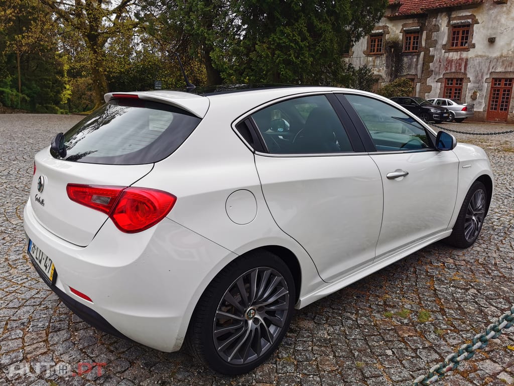 Alfa Romeo Giulietta Distinctive 1.6 JTD Sport