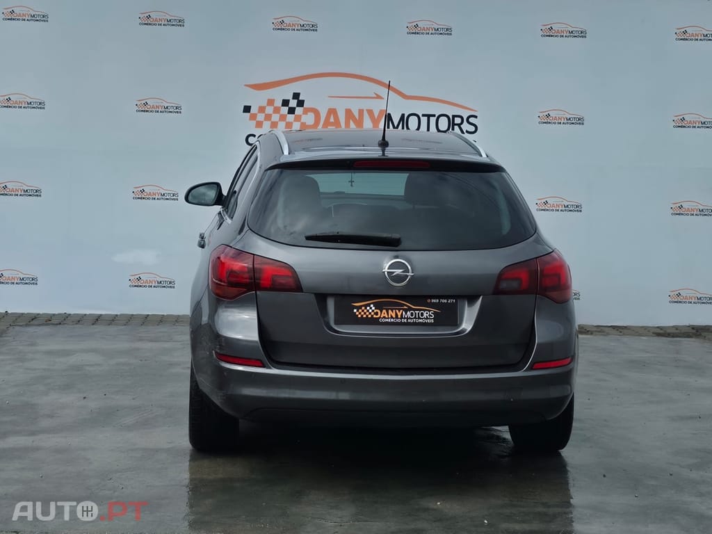 Opel Astra Sports Tourer 1.7 CDTi Cosmo