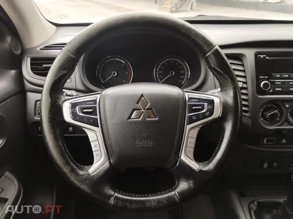Mitsubishi L200 2.3 DI-D Space Cab Invite 4WD