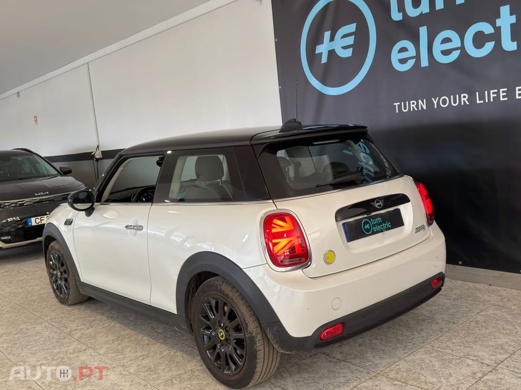 MINI Cooper Cooper SE