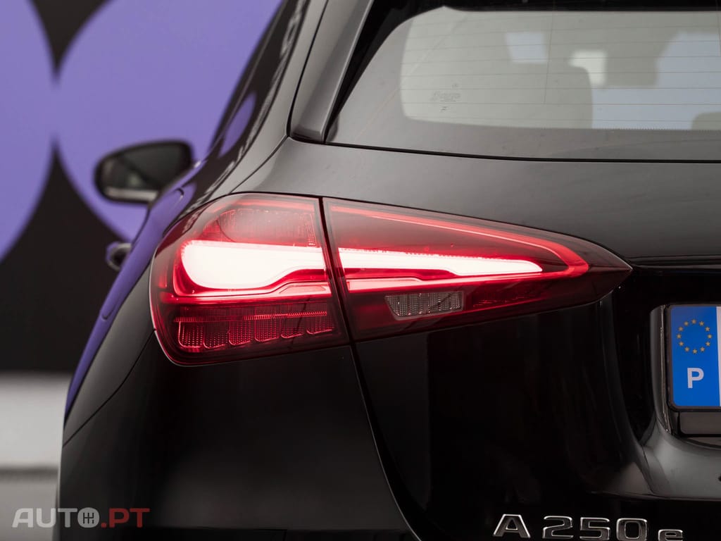 Mercedes-Benz A 250 e