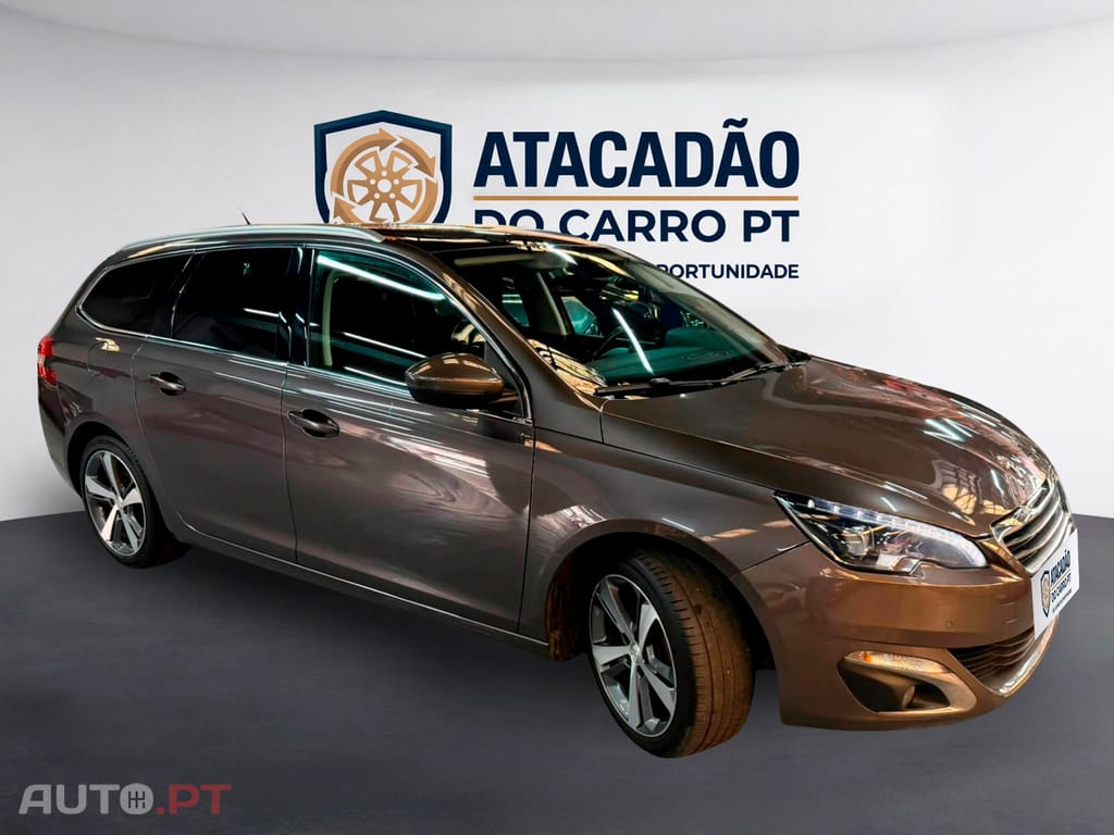 Peugeot 308 SW 1.2 e-THP Allure — fotografia 6