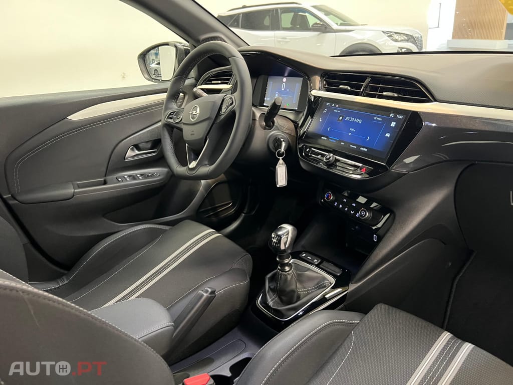Opel Corsa 1.2 T GS