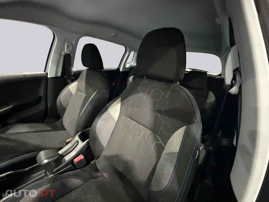 Peugeot 2008 1.2 Business