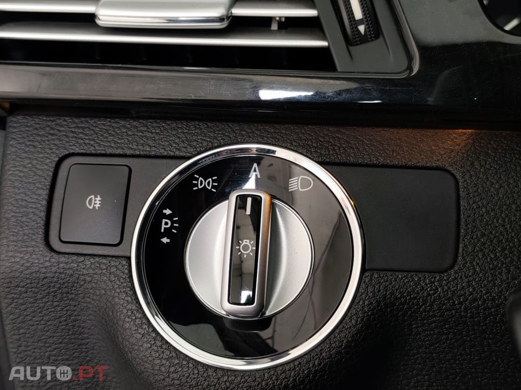 Mercedes-Benz E 250 CDi Avantgarde BlueEfficiency Auto.