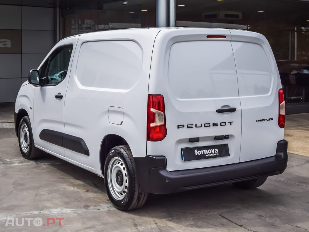 Peugeot Partner 1.5 BlueHDi Asphalt Standard