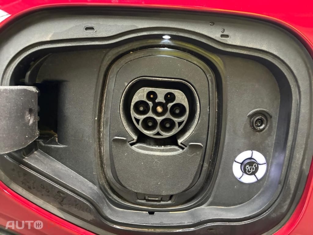 Ford Mustang Mach-E Standard Range