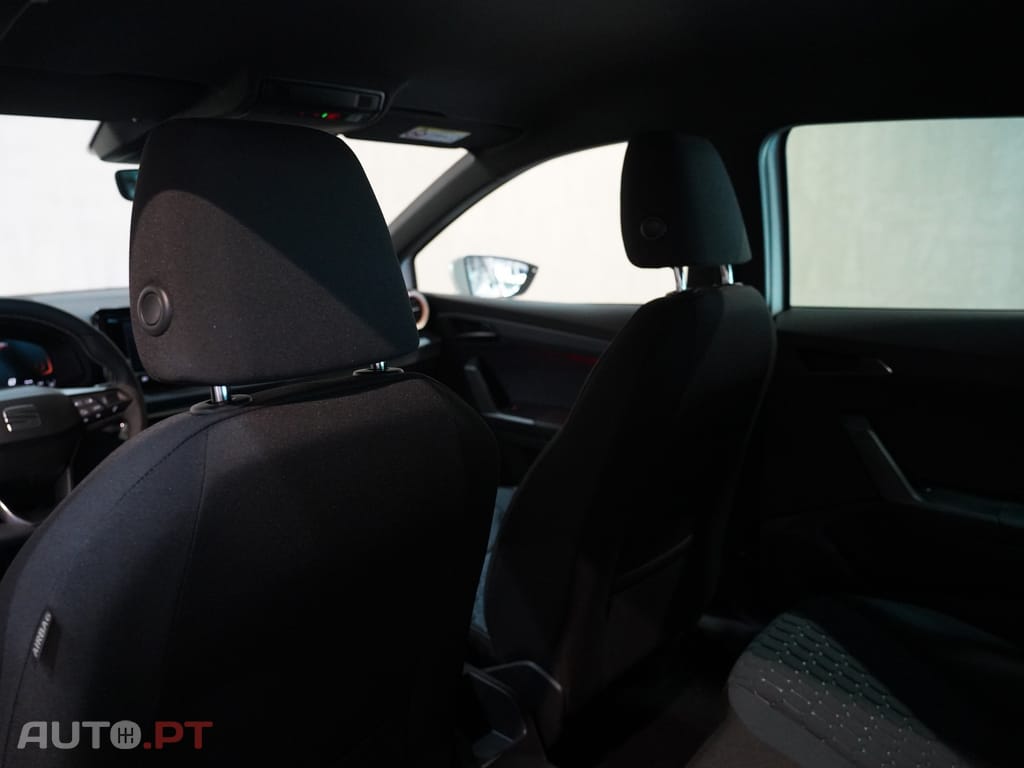 SEAT Ibiza 1.0 TSI Style — fotografia 38