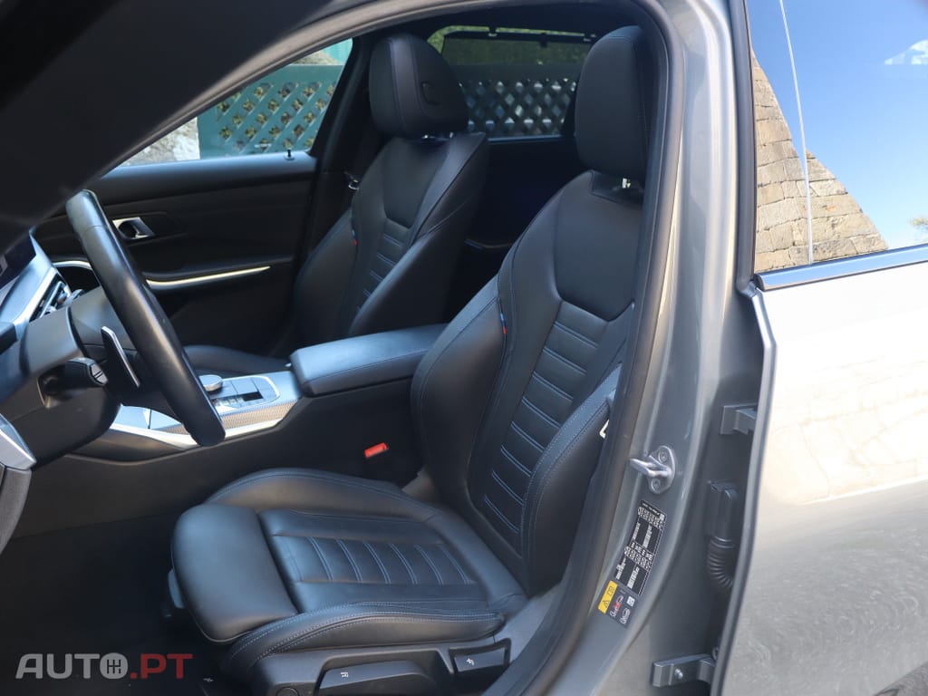 BMW 330 e Touring Pack M Auto