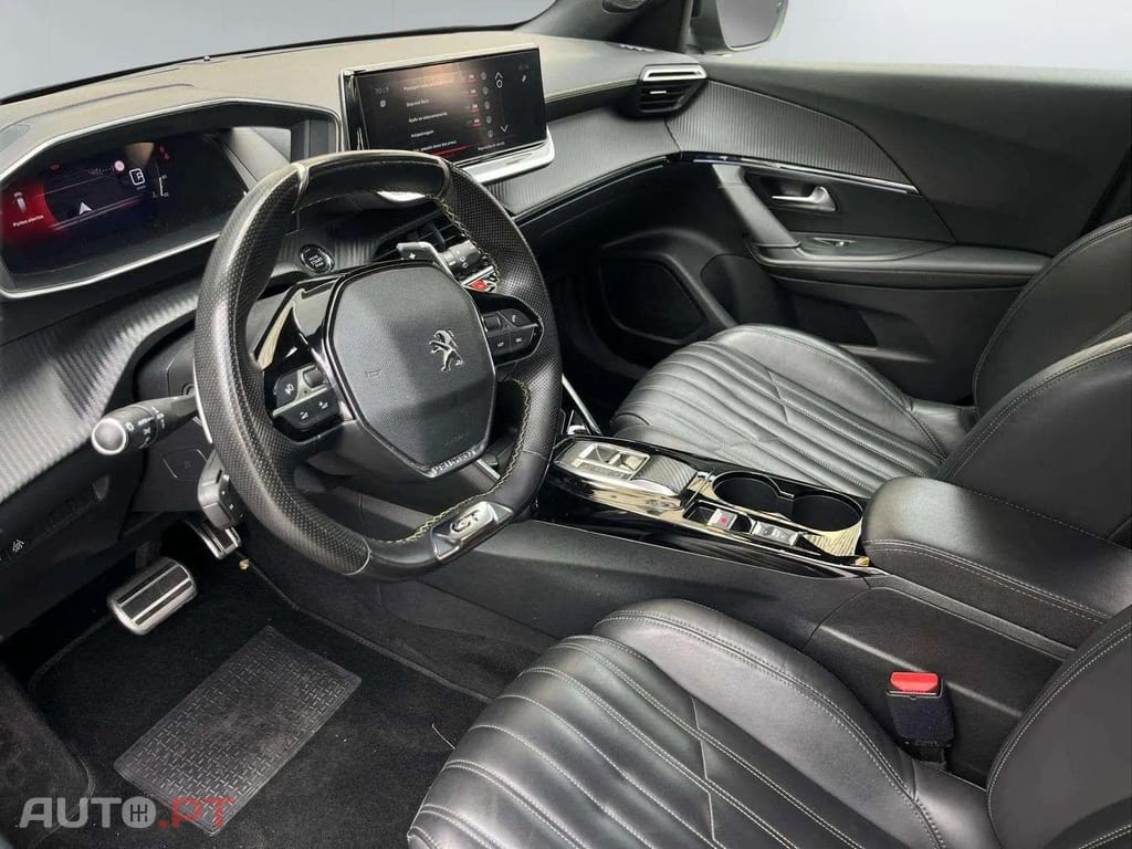 Peugeot 2008 GTLINE 1.5 BlueHdi EAT8
