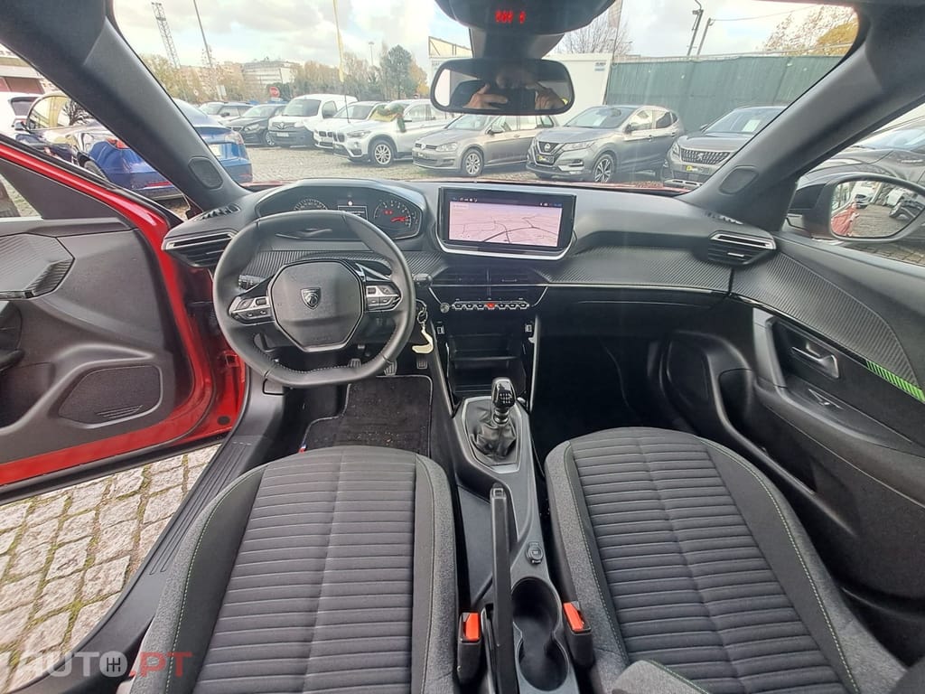 Peugeot 2008 PureTech 100 Active