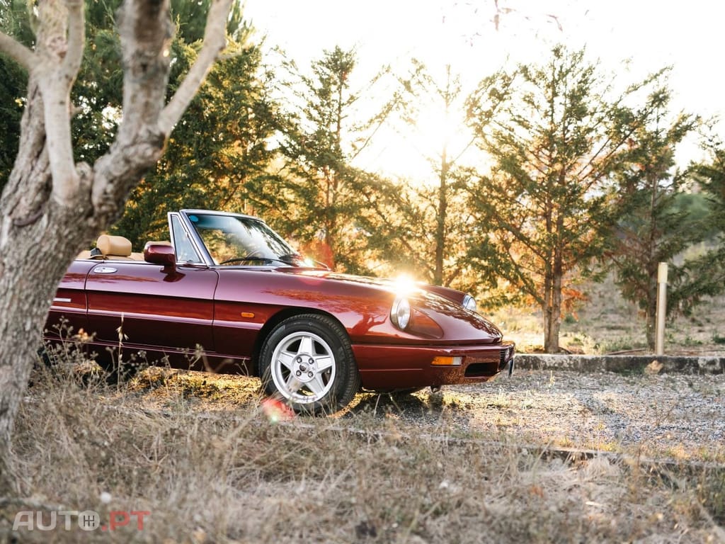 Alfa Romeo Spider 2.0