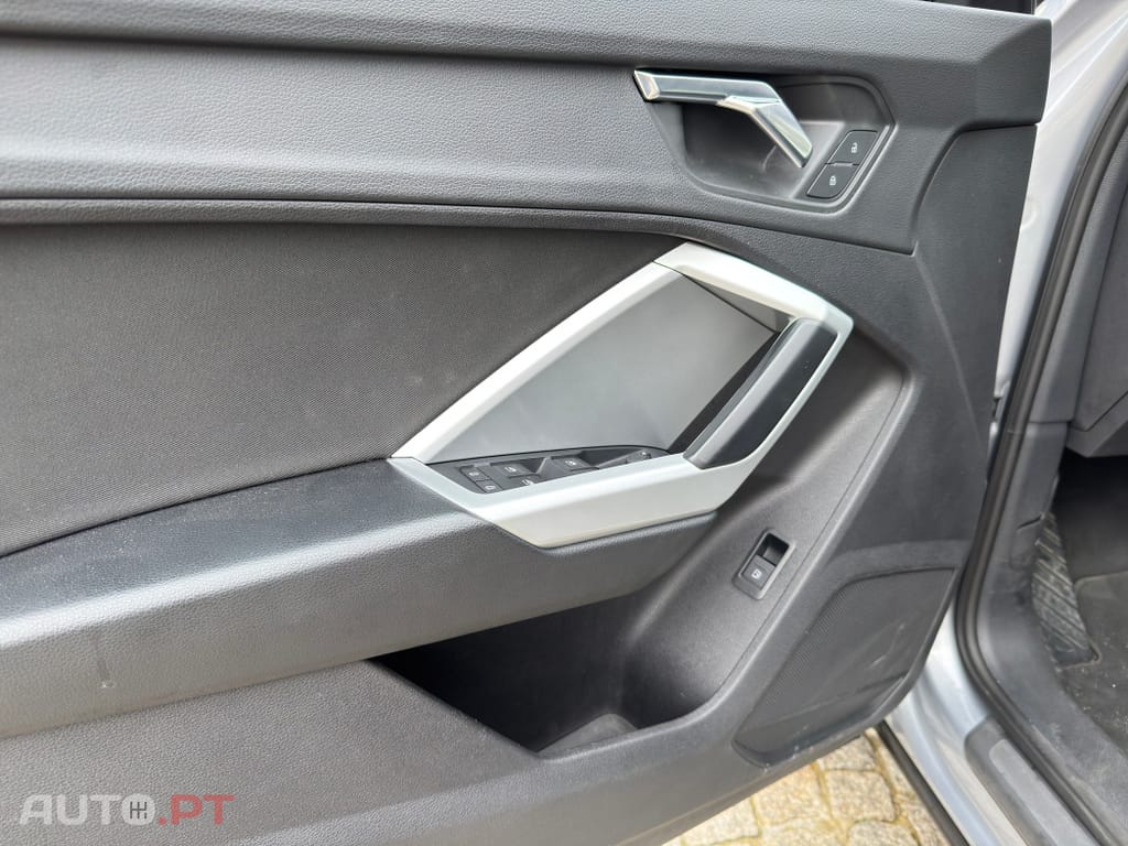 Audi Q3 45 TFSIe S tronic