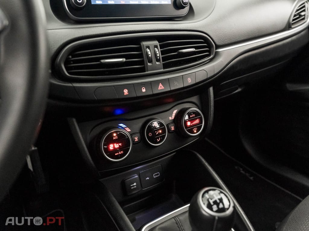 Fiat Tipo 1.3 M-Jet Lounge