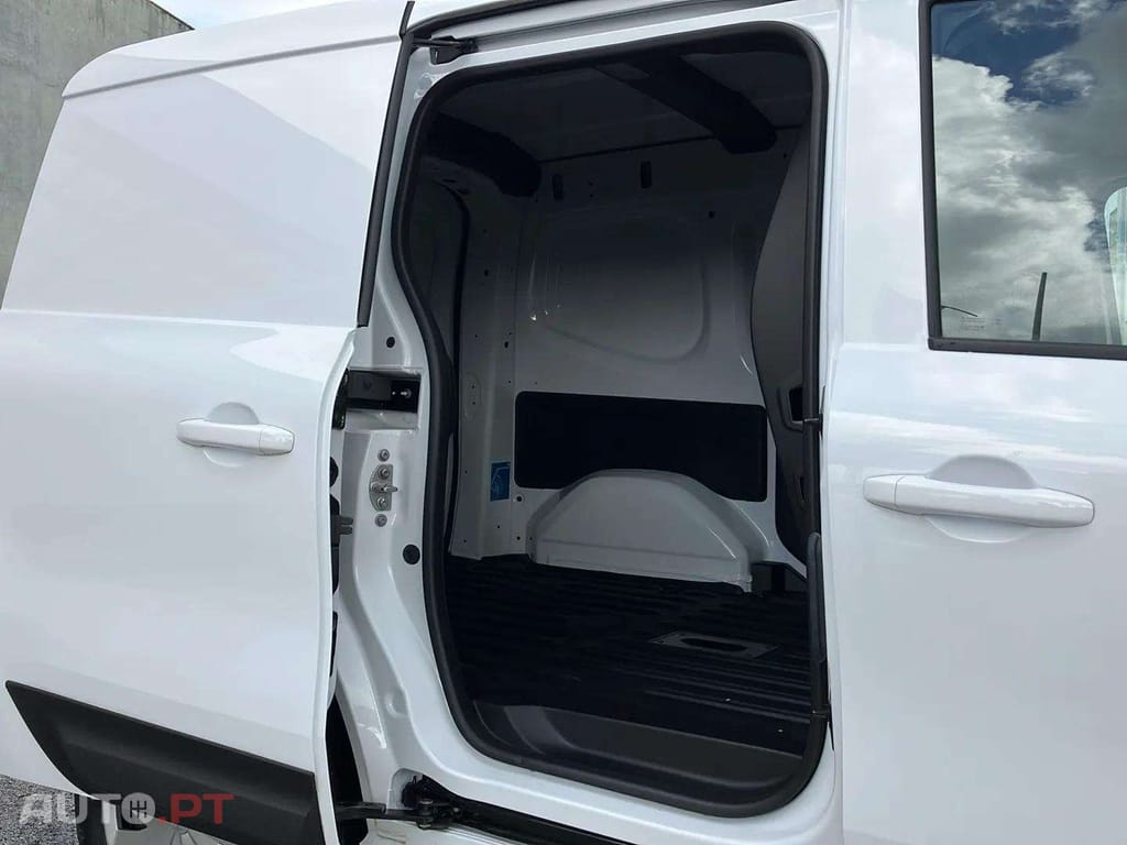 Nissan Townstar 45 kWh L1 Professional Basic