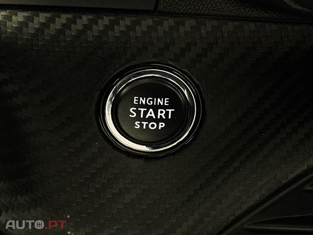 Peugeot E-208 50 kWh GT Pack