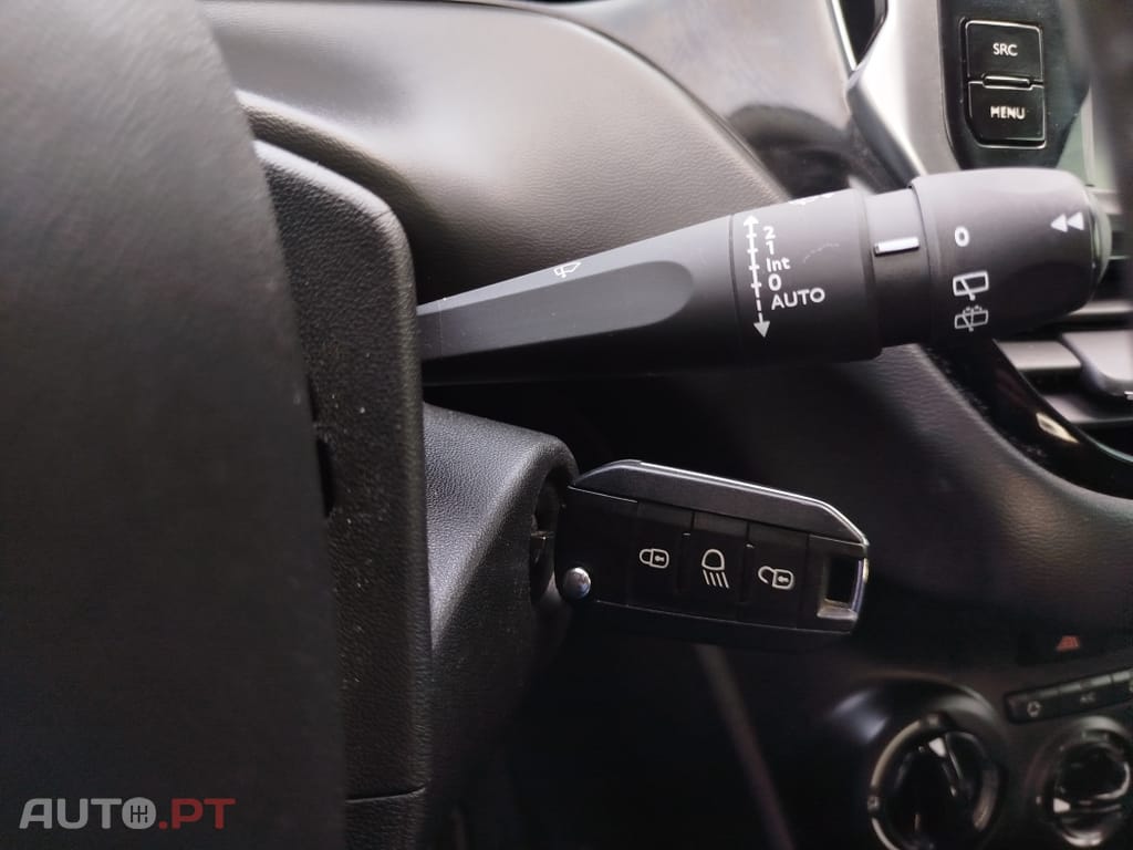 Peugeot 208 1.5 BlueHDi Signature