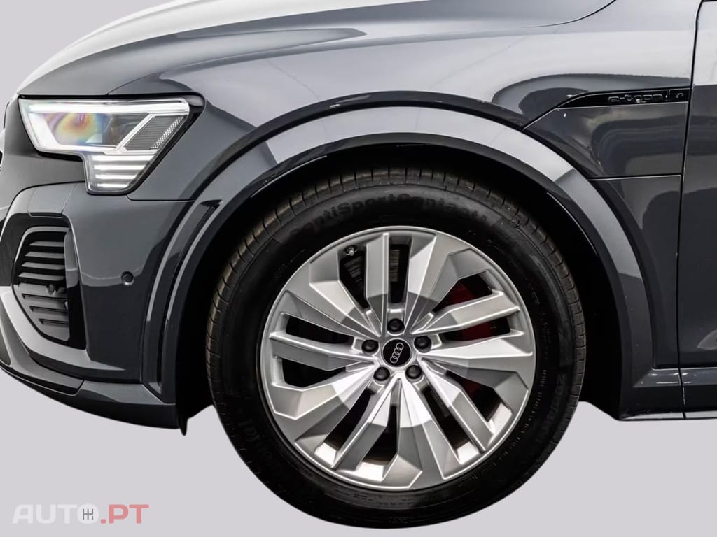 Audi SQ8 E-TRON SPORTBACK I.V.A DEDUTIVEL 