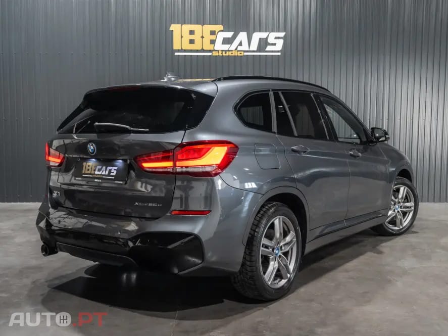 BMW X1 xDrive25e Pack Desportivo M