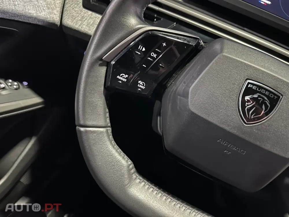 Peugeot 3008 Allure Hybrid e-DCS6