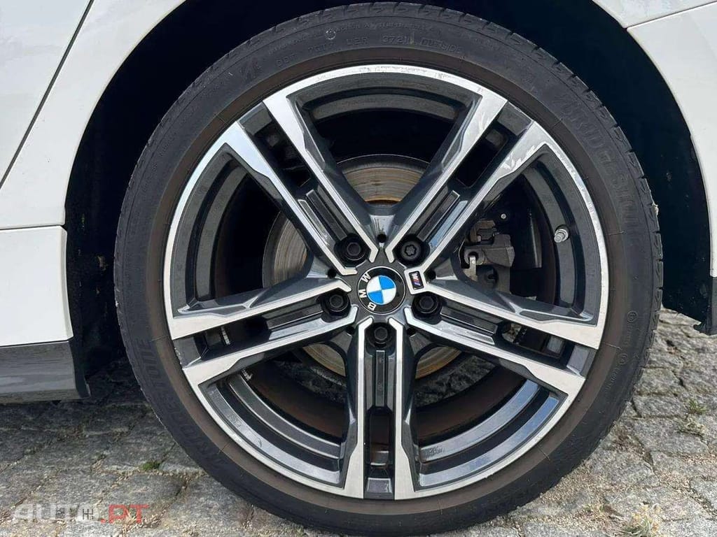 BMW 216 d Pack Desportivo M