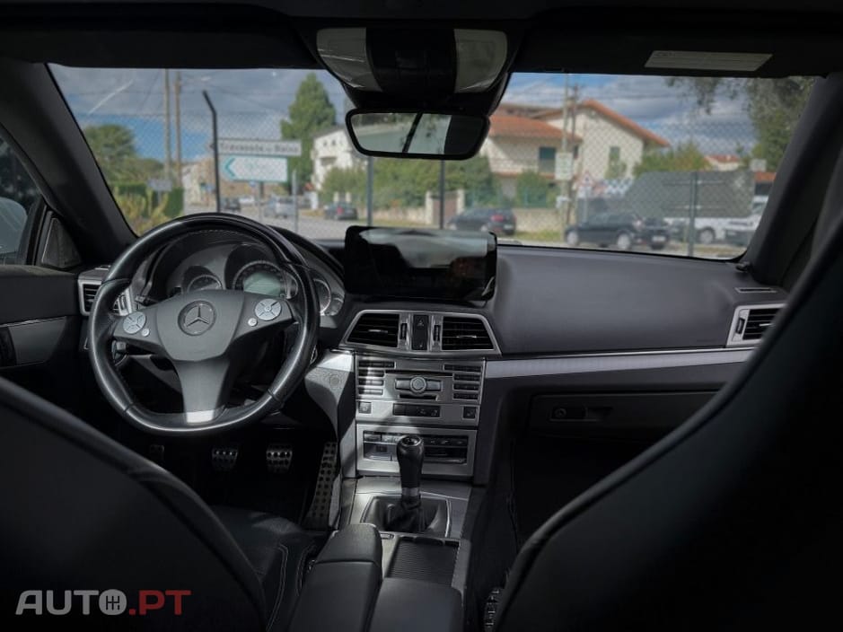 Mercedes-Benz E 220 Cabrio