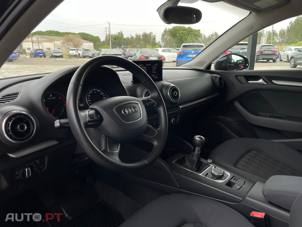 Audi A3 Sportback 1.6 TDi Attraction Ultra