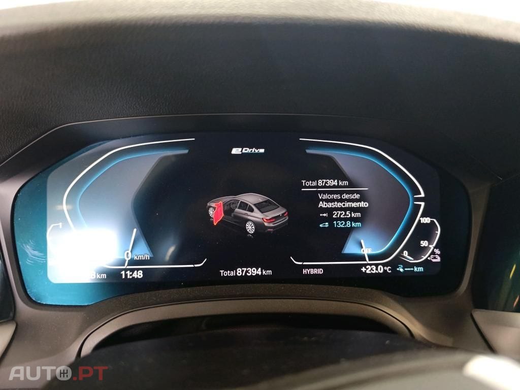 BMW 330 e Auto