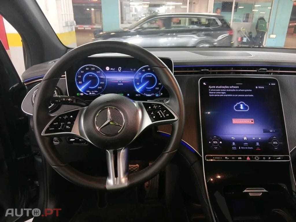 Mercedes-Benz EQE SUV 350+