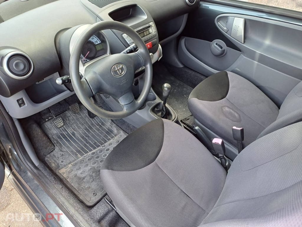 Toyota Aygo 1.0