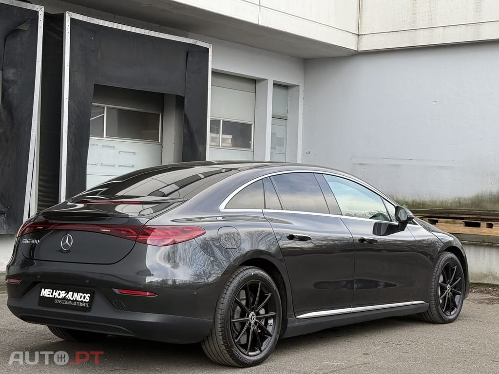 Mercedes-Benz EQE 300 