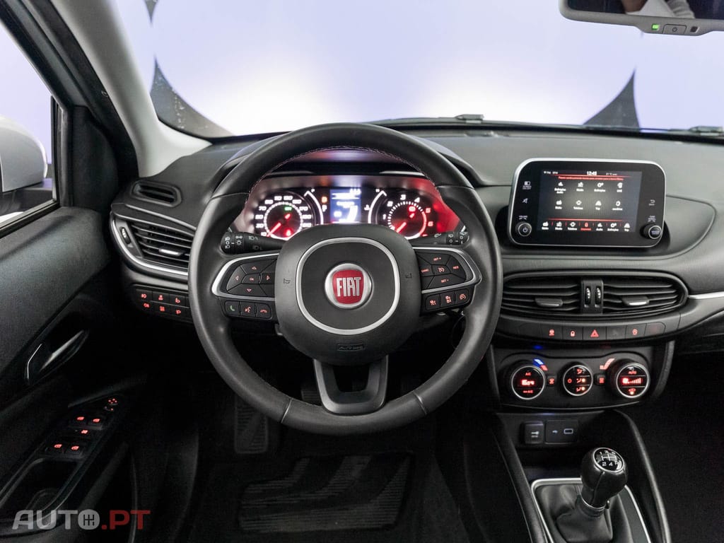 Fiat Tipo 1.3 M-Jet Lounge
