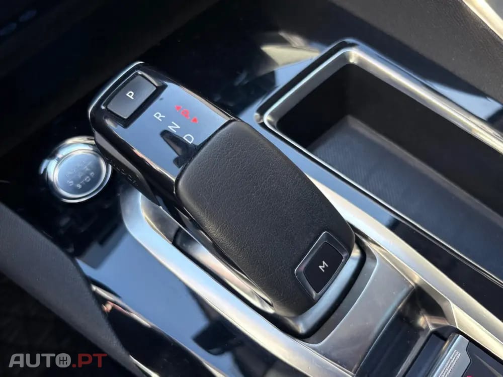 Peugeot 3008 1.2 PureTech Allure EAT8