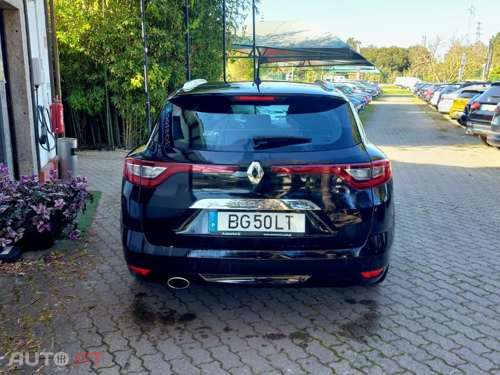 Renault Mégane Sport Tourer 1.5 Blue dCi Intens EDC