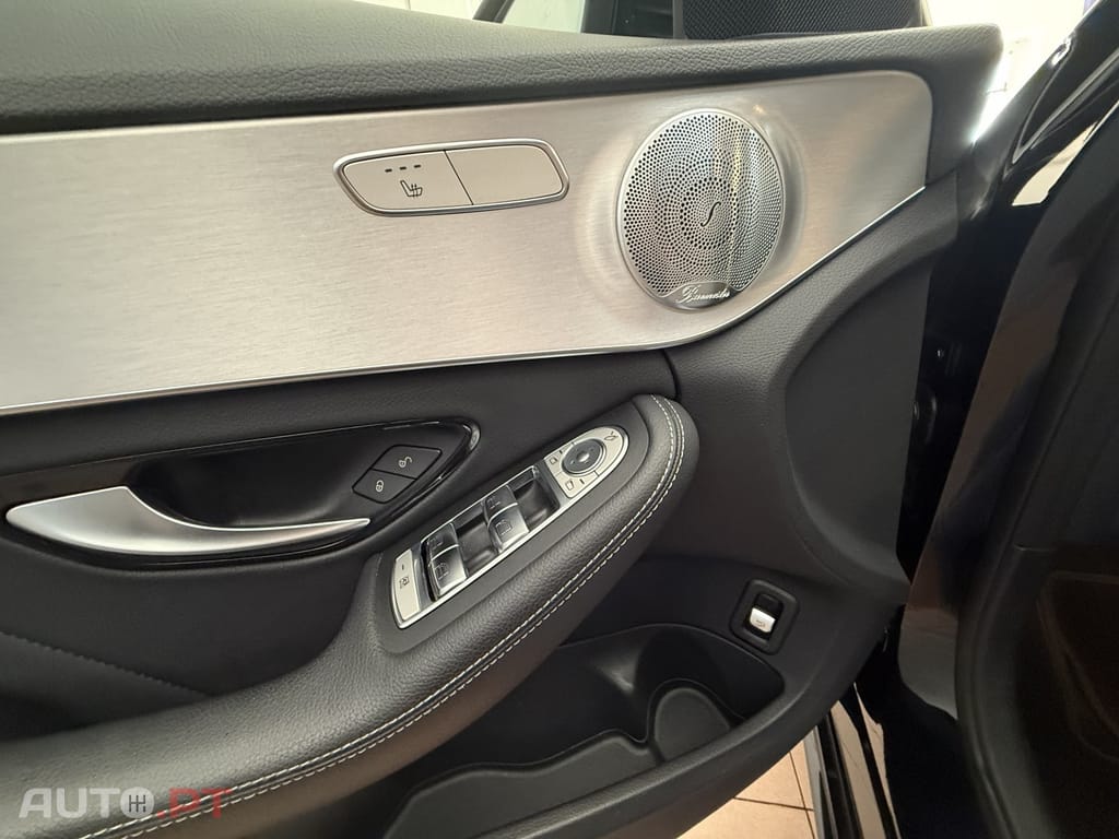 Mercedes-Benz C 300 de AMG Line
