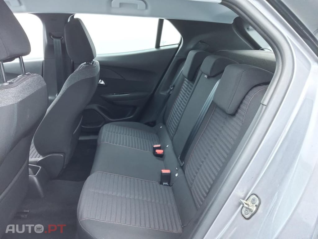 Peugeot 2008 1.5 BlueHDi Active