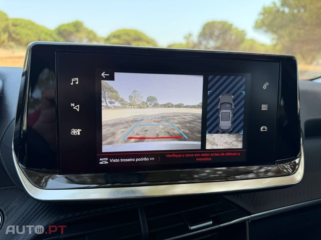 Peugeot 2008 1.5 BlueHDi Allure Pack