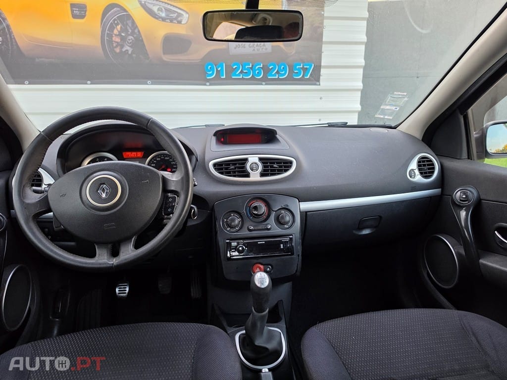 Renault Clio 1.2 16V Confort