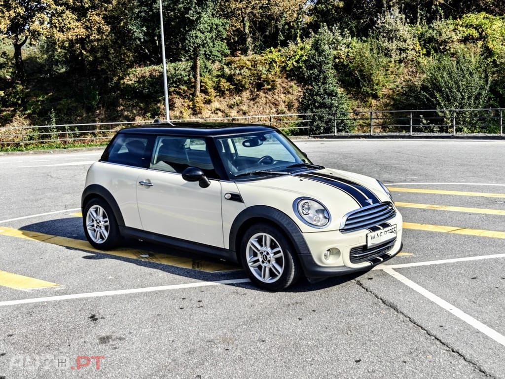 MINI Cooper Cooper Baker Street