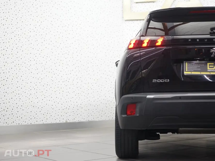 Peugeot 2008 1.2 PureTech Allure