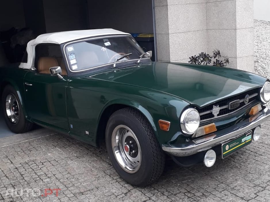 Triumph TR6 2.5 PI
