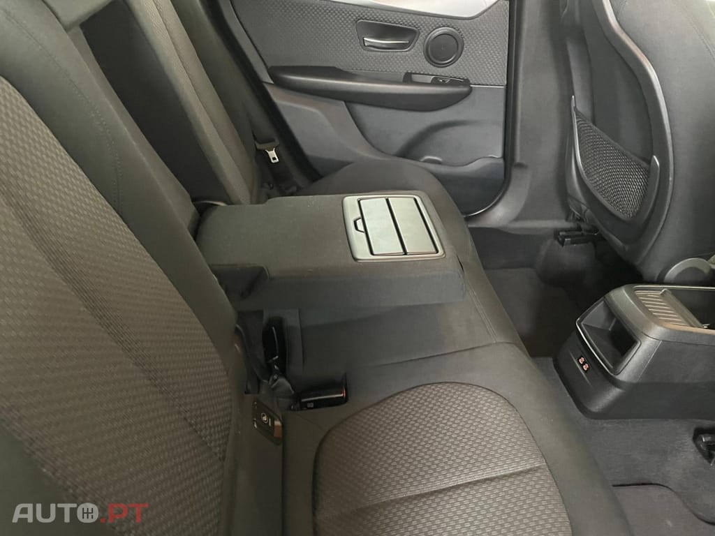 BMW 216 d Line Luxury