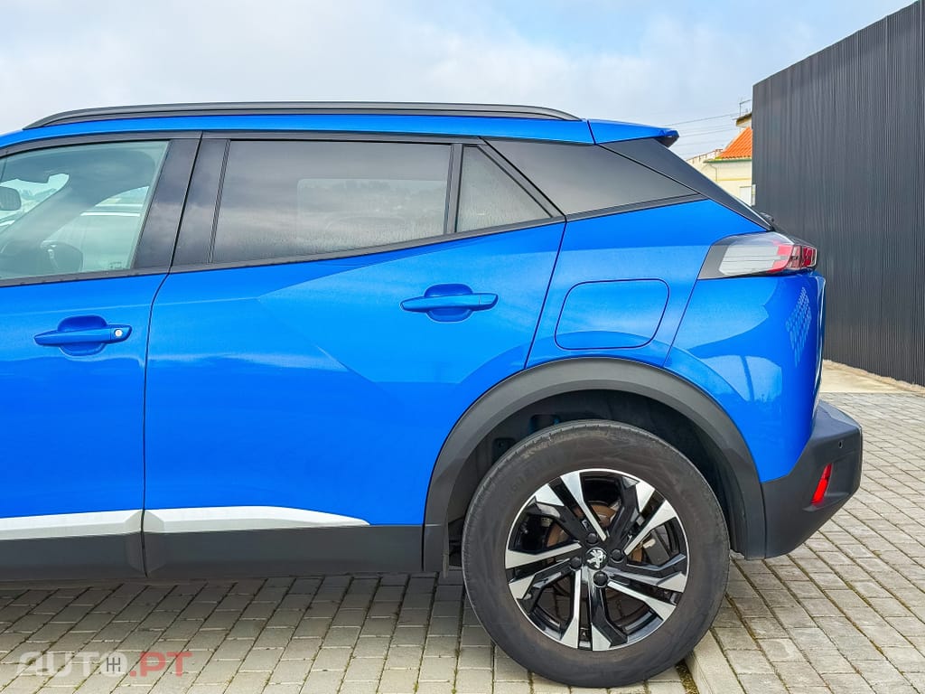 Peugeot 2008 1.2 PureTech Allure Pack